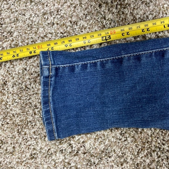 AG Adriano Goldschmied Maternity Blue Jeans women’s size 25R - Picture 8 of 12